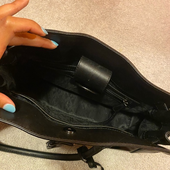 Michael Kors black purse - Picture 6 of 7